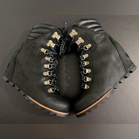 Sorel Conquest Wedge Heel Boots Lace Up Waterproof Leather Combat Hiking Black - Picture 10 of 13